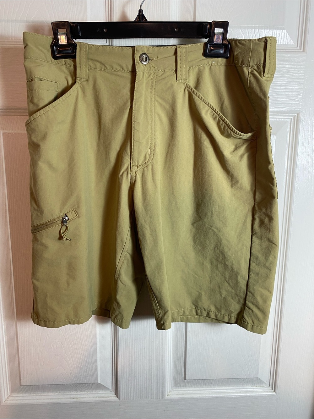 Patagonia Women Khaki Hiking Shorts Zip Pocket Size 32